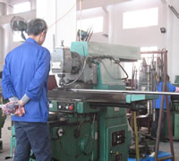 Vertical milling machine